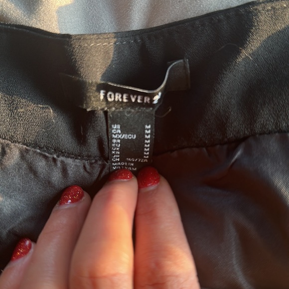 Forever 21 shorts - Picture 3 of 3